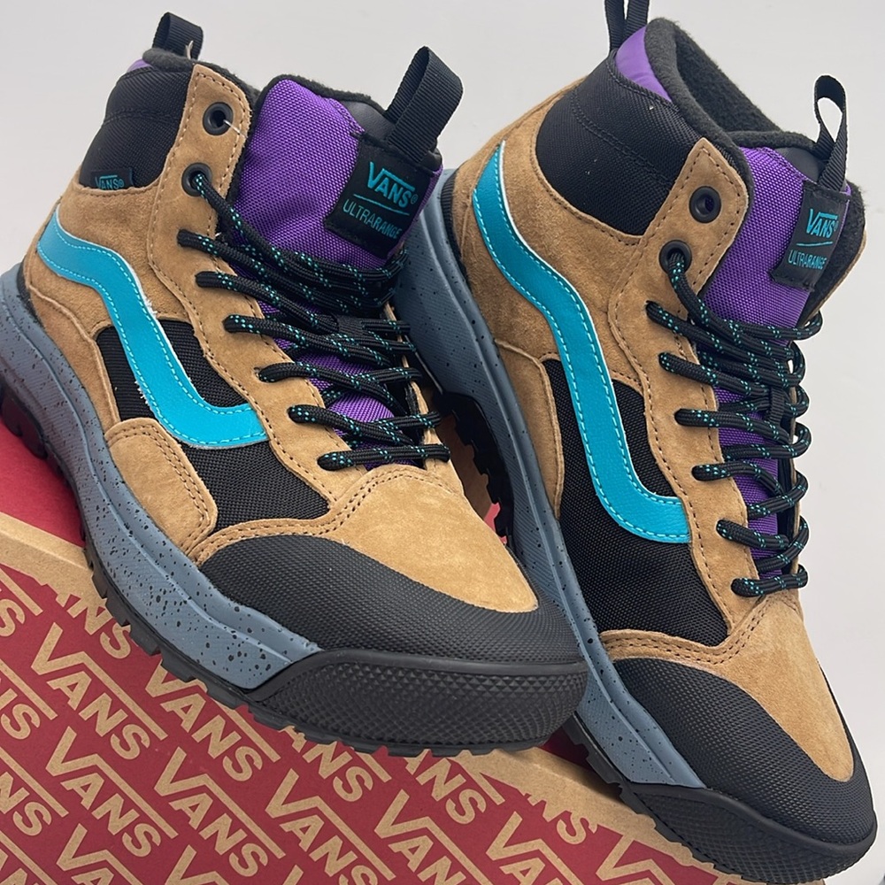 Vans WMNS High-Top Sneakers Boots Blue and Tan Accents Ultrarange Exo
Tobacco - Picture 6 of 16